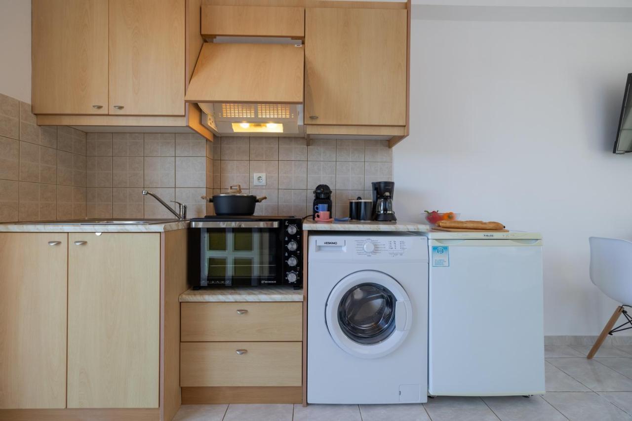 White House Studios & Apartments Argostoli  Esterno foto