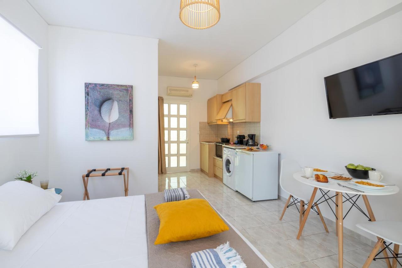 White House Studios & Apartments Argostoli  Esterno foto